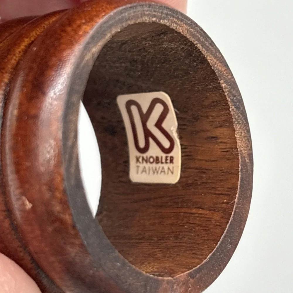 MCM Knobler Wooden Napkin Rings - Set of 8 - Wood Napkin Holders Vintage 1.25